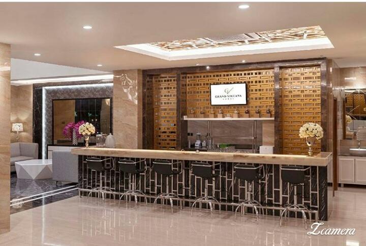 Grand Viveana Bandung Exteriör bild